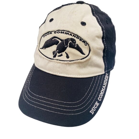 Black White Duck Commander Logo Hunting Cap - Picture 2 of 10